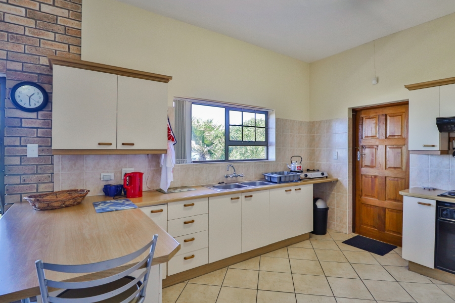 5 Bedroom Property for Sale in Dana Bay Western Cape